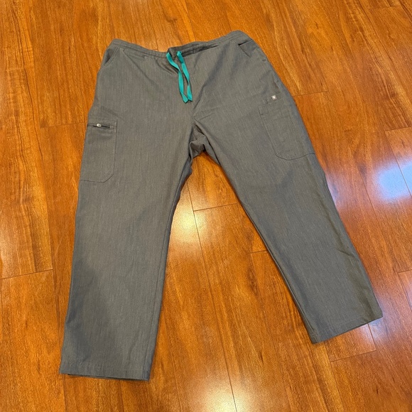 FIGS Women’s Graphite Gray Yola Skinny Medical Scrub Pants Size XL Cargo Pocket - Picture 1 of 9